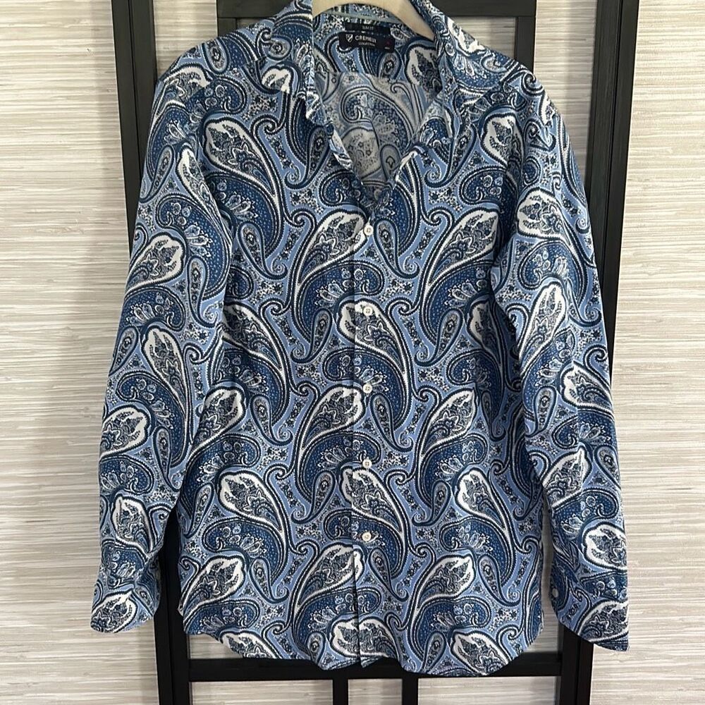 Cremieux blue Paisley button-down casual shirt men's size M Y2K